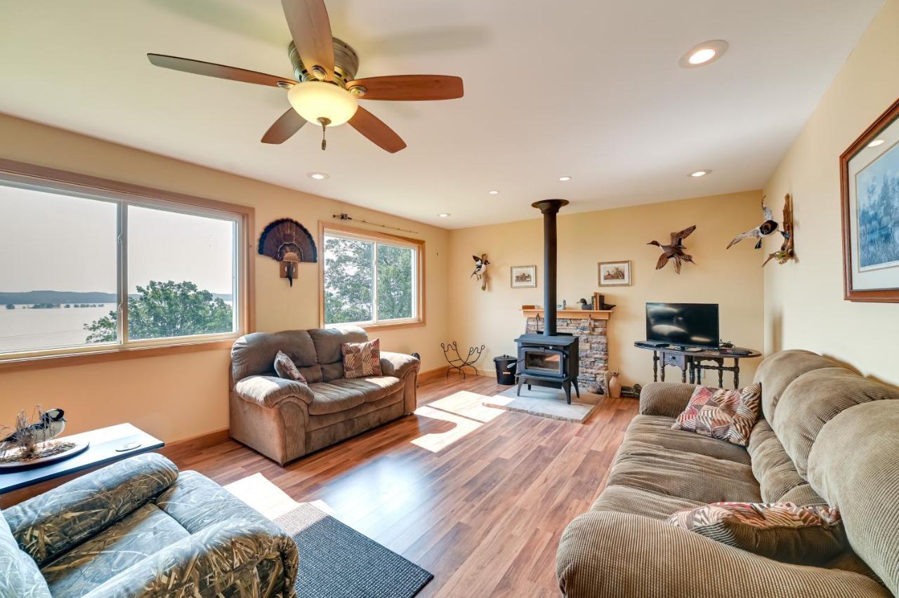 Kentucky Lake Getaway With Lookout Deck, Water View! New Concord Bagian luar foto