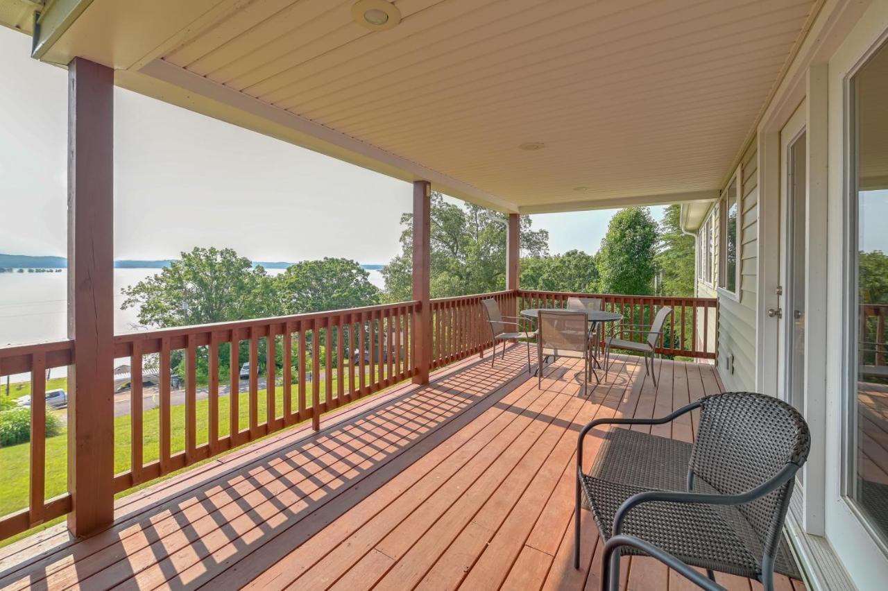 Kentucky Lake Getaway With Lookout Deck, Water View! New Concord Bagian luar foto