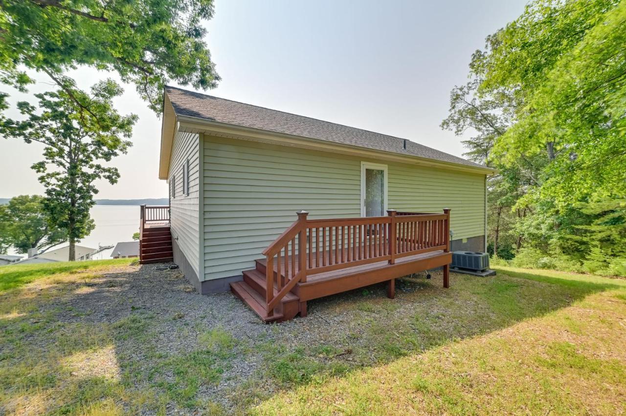 Kentucky Lake Getaway With Lookout Deck, Water View! New Concord Bagian luar foto